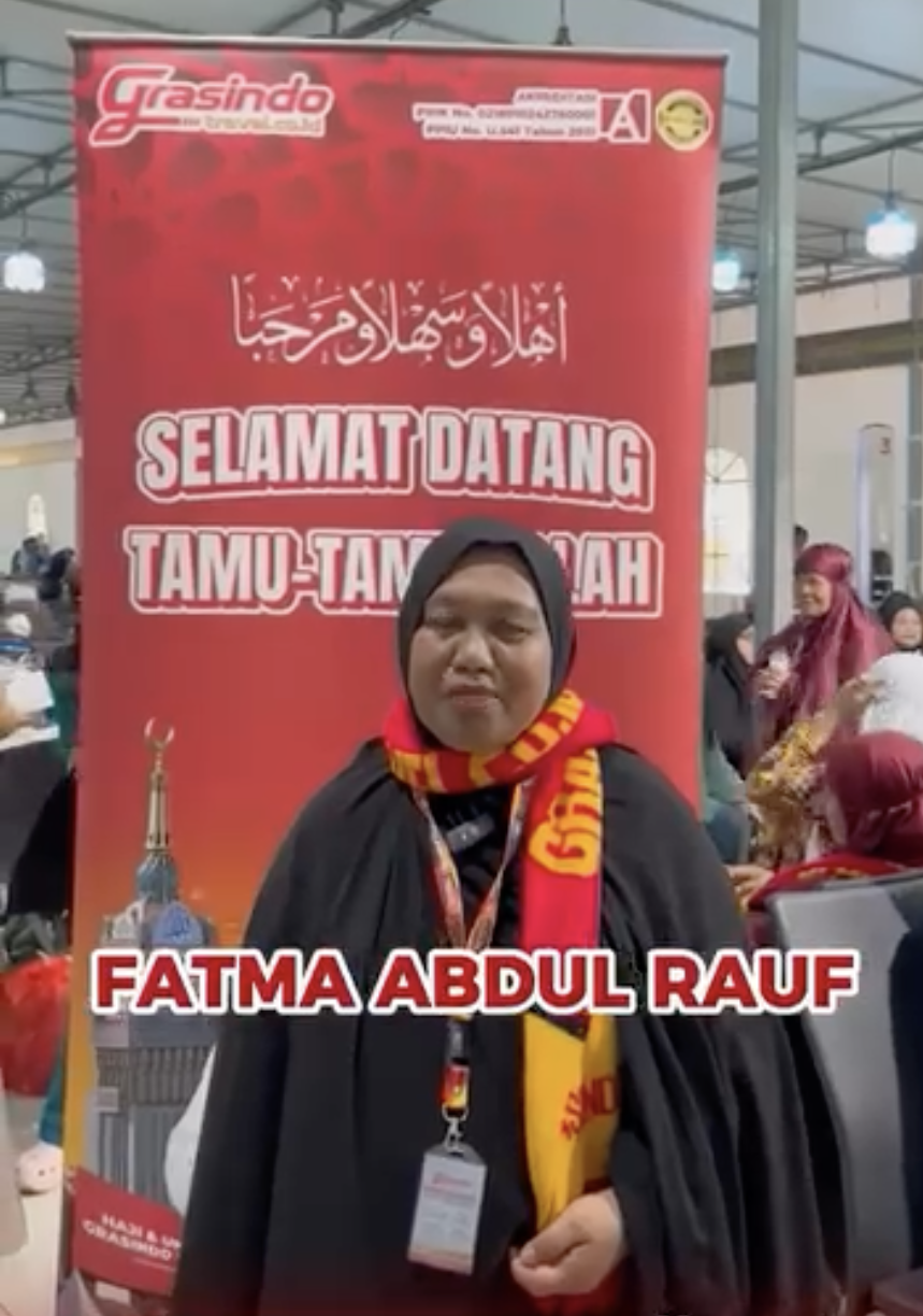 Ibu Fatma Abdul Rauf dan Nisma Baharullah Day Hasjim - Umrah kloter 202